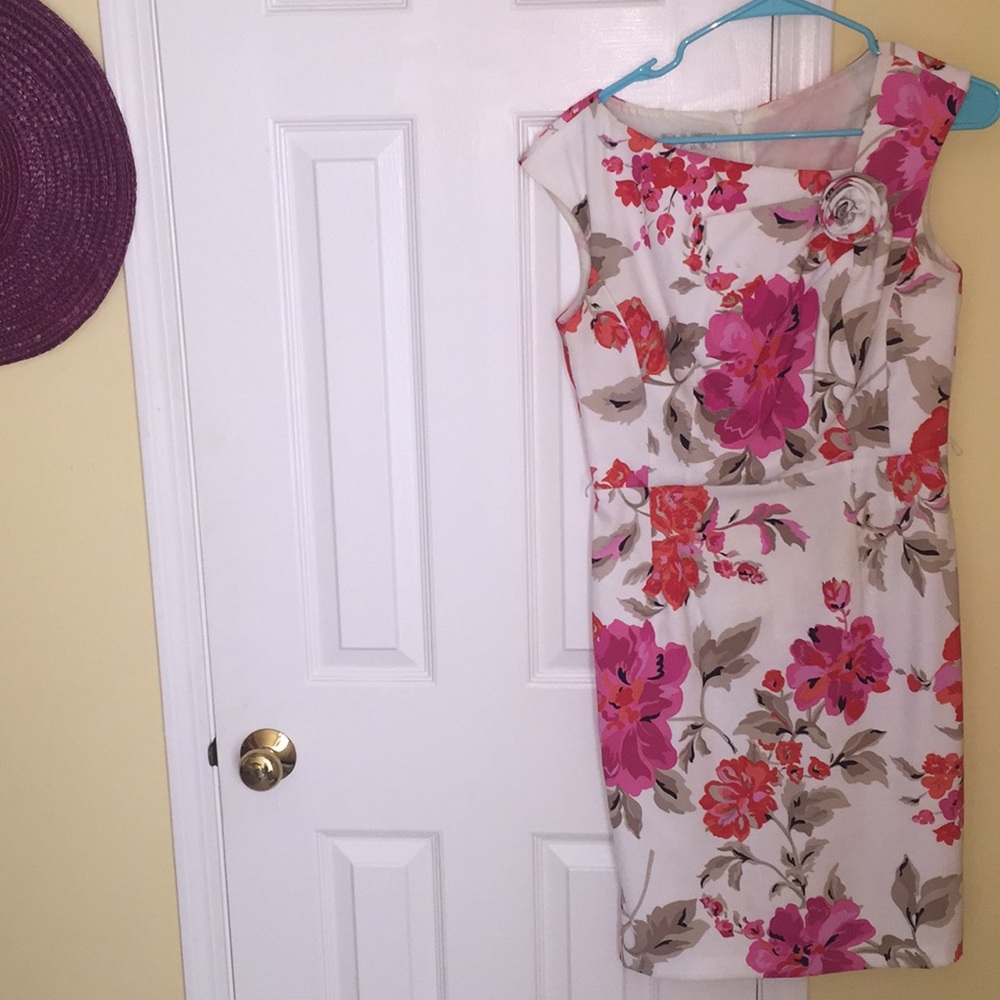 Floral dress, lightly worn